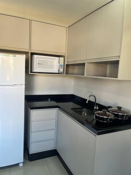 Lou - Kitnet 8 Apartamento Guarapuava
