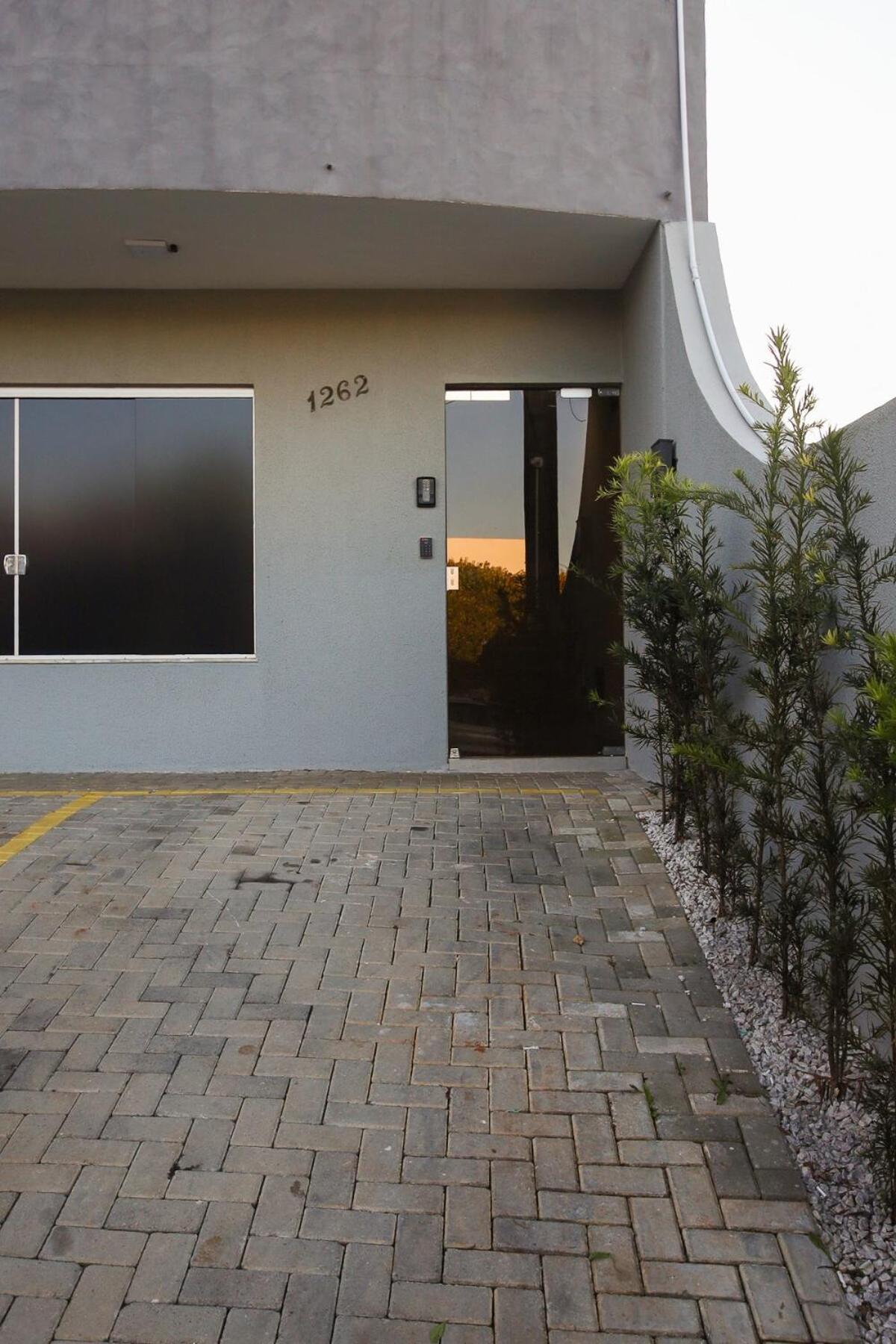 Apartamento Lou - Kitnet 8 *